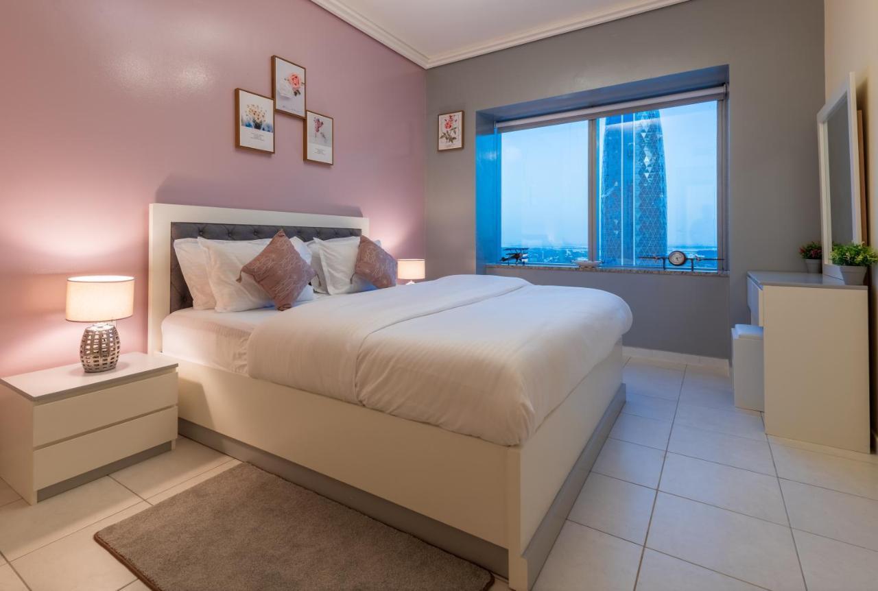 Trinity Holiday Homes - Sheikh Zayed Road Near To Financial Center Metro Station 迪拜 外观 照片