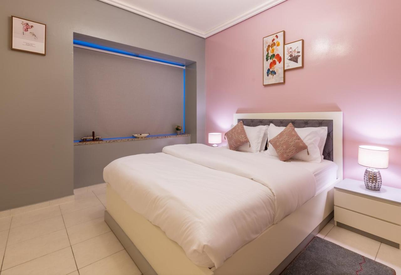 Trinity Holiday Homes - Sheikh Zayed Road Near To Financial Center Metro Station 迪拜 外观 照片