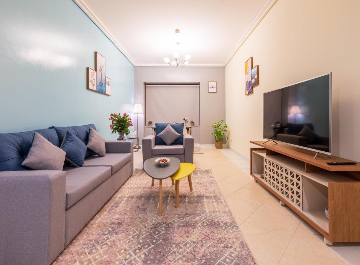 Trinity Holiday Homes - Sheikh Zayed Road Near To Financial Center Metro Station 迪拜 外观 照片