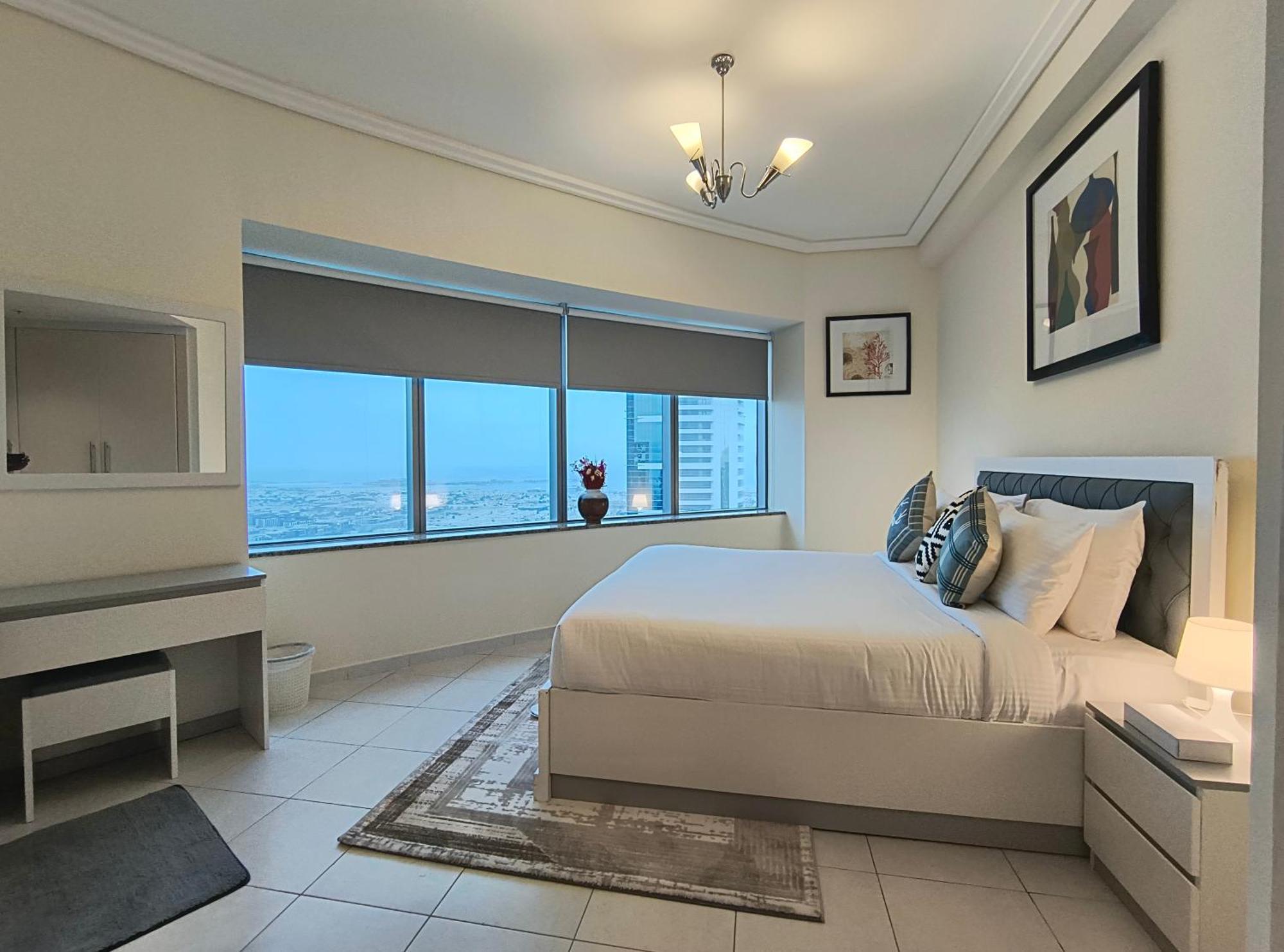 Trinity Holiday Homes - Sheikh Zayed Road Near To Financial Center Metro Station 迪拜 外观 照片