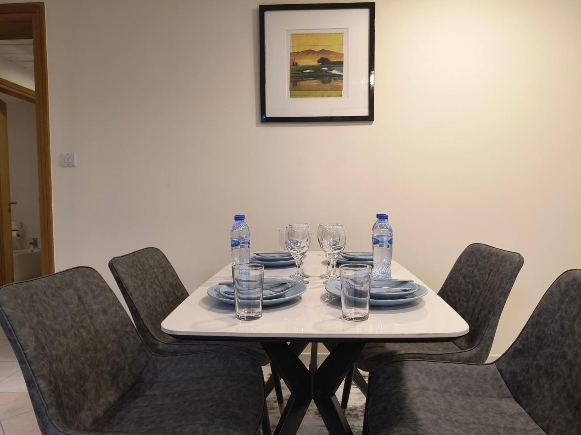 Trinity Holiday Homes - Sheikh Zayed Road Near To Financial Center Metro Station 迪拜 外观 照片