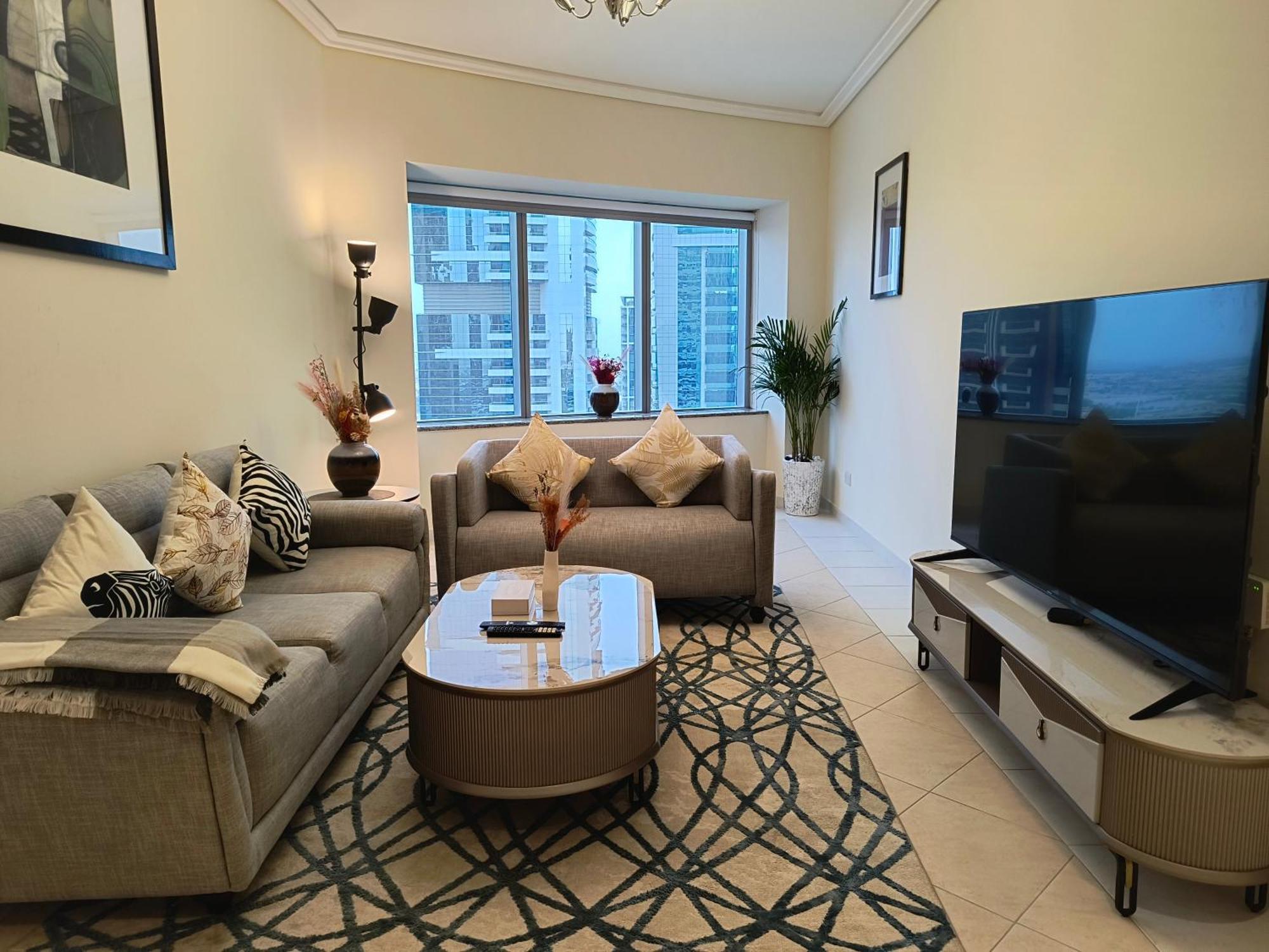 Trinity Holiday Homes - Sheikh Zayed Road Near To Financial Center Metro Station 迪拜 外观 照片