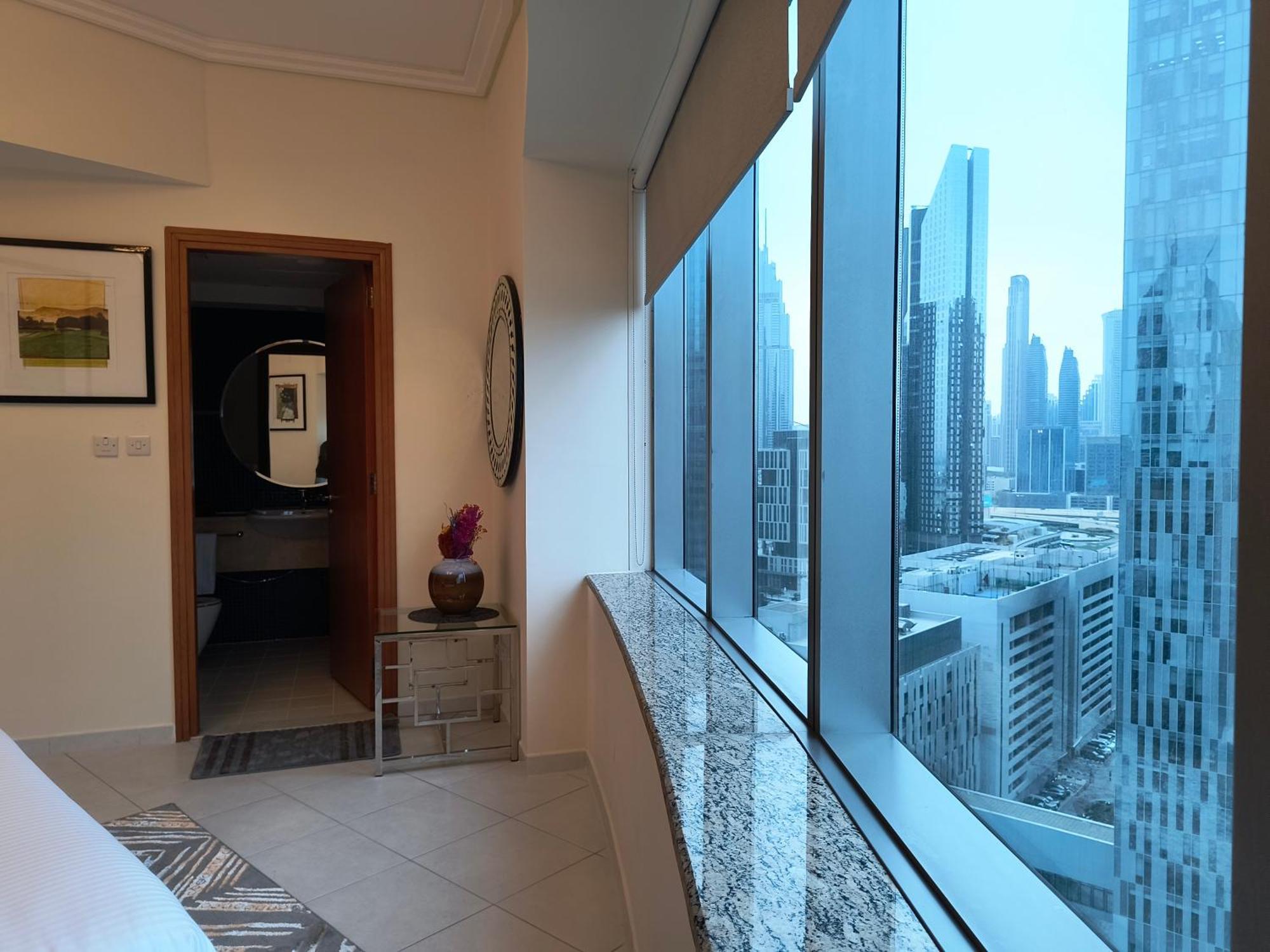 Trinity Holiday Homes - Sheikh Zayed Road Near To Financial Center Metro Station 迪拜 外观 照片