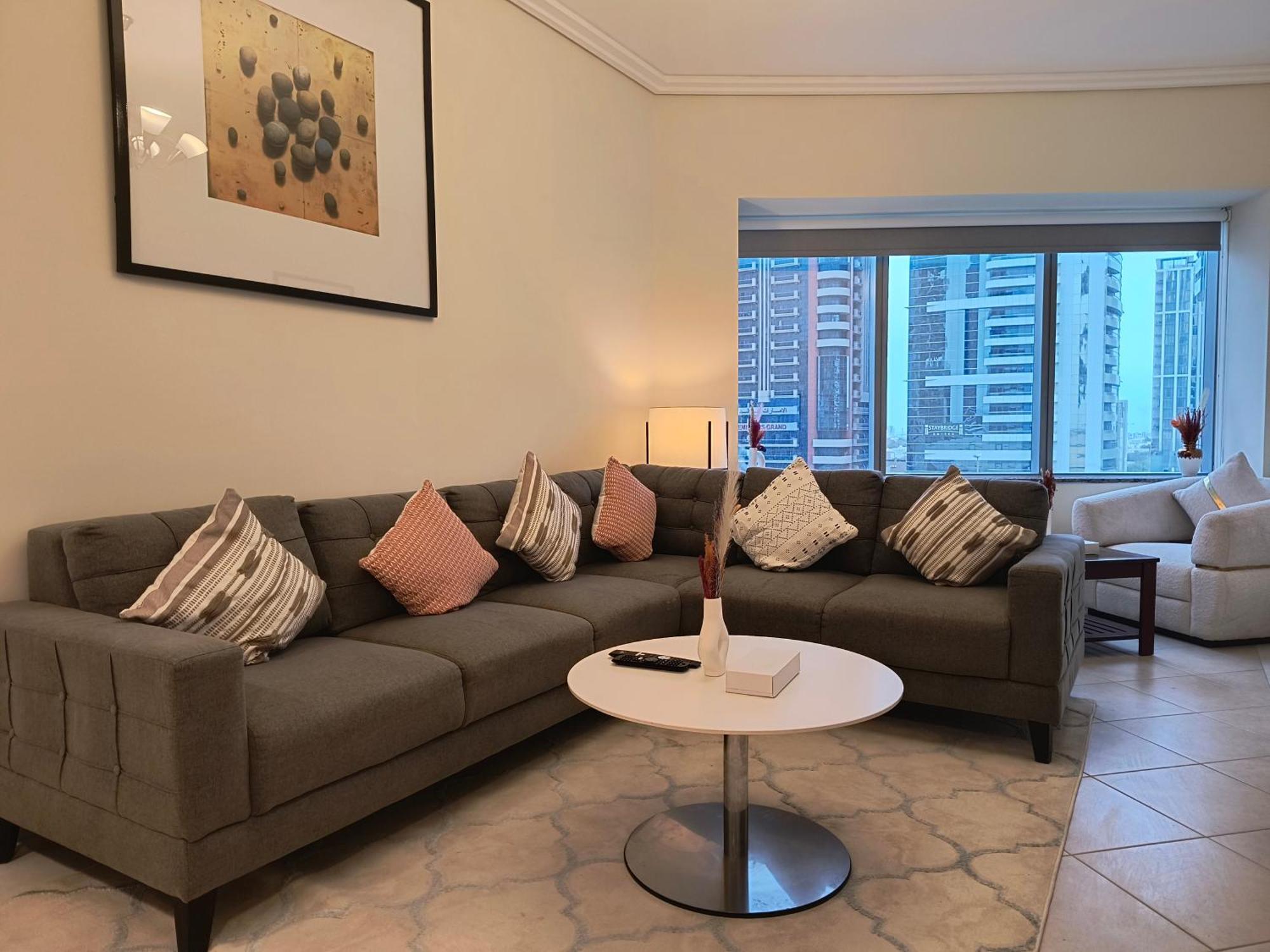 Trinity Holiday Homes - Sheikh Zayed Road Near To Financial Center Metro Station 迪拜 外观 照片
