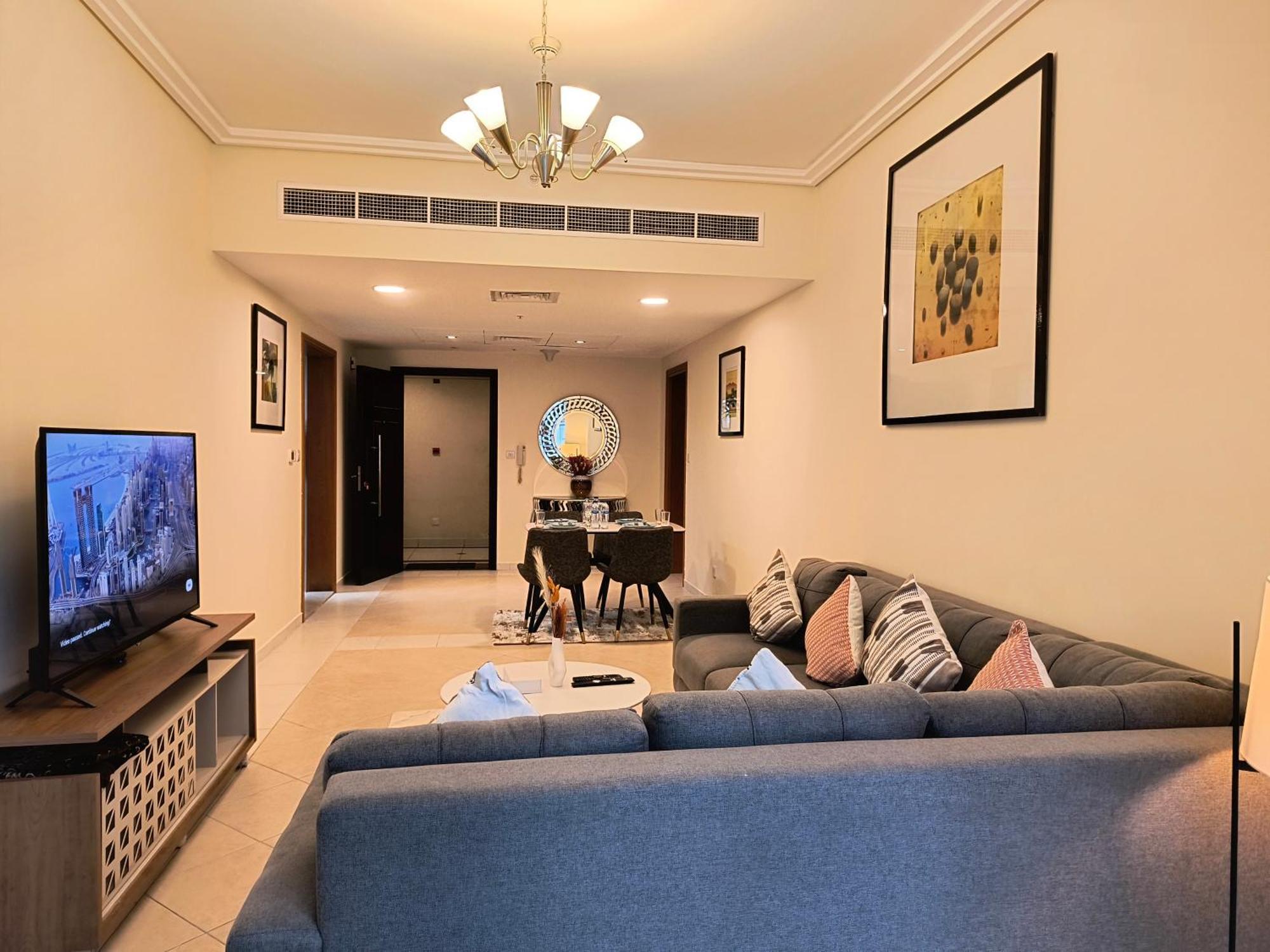 Trinity Holiday Homes - Sheikh Zayed Road Near To Financial Center Metro Station 迪拜 外观 照片